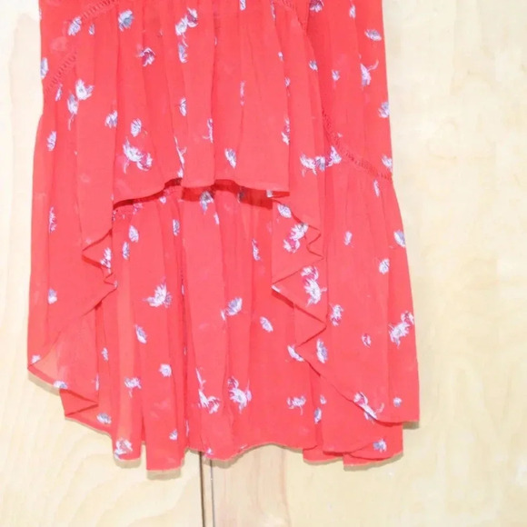 Line and Dot - Picture 4 of 9